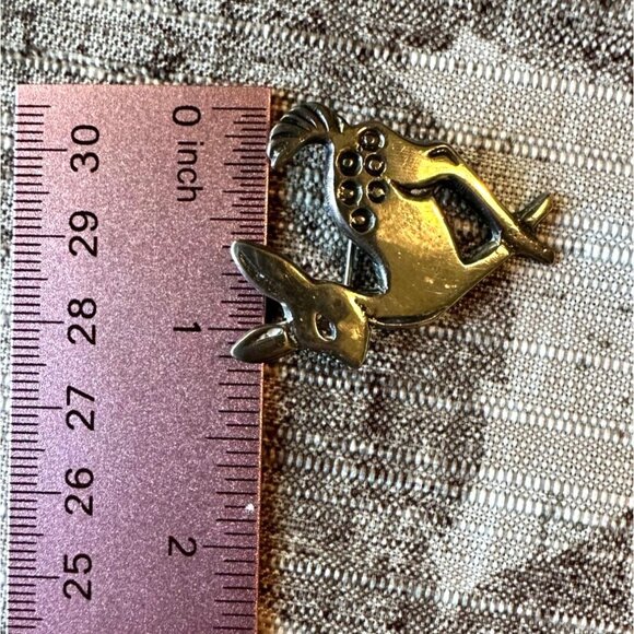 Vintage Sterling Silver Navajo Fawn Deer Stampwork Brooch Pin Signed by Artist M - Picture 6 of 12